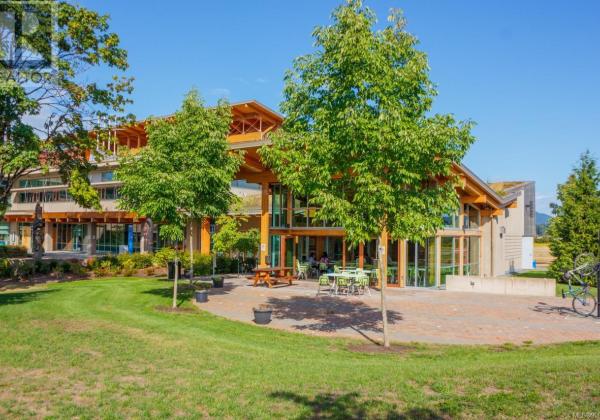 Cowichan campus looking at cafe.